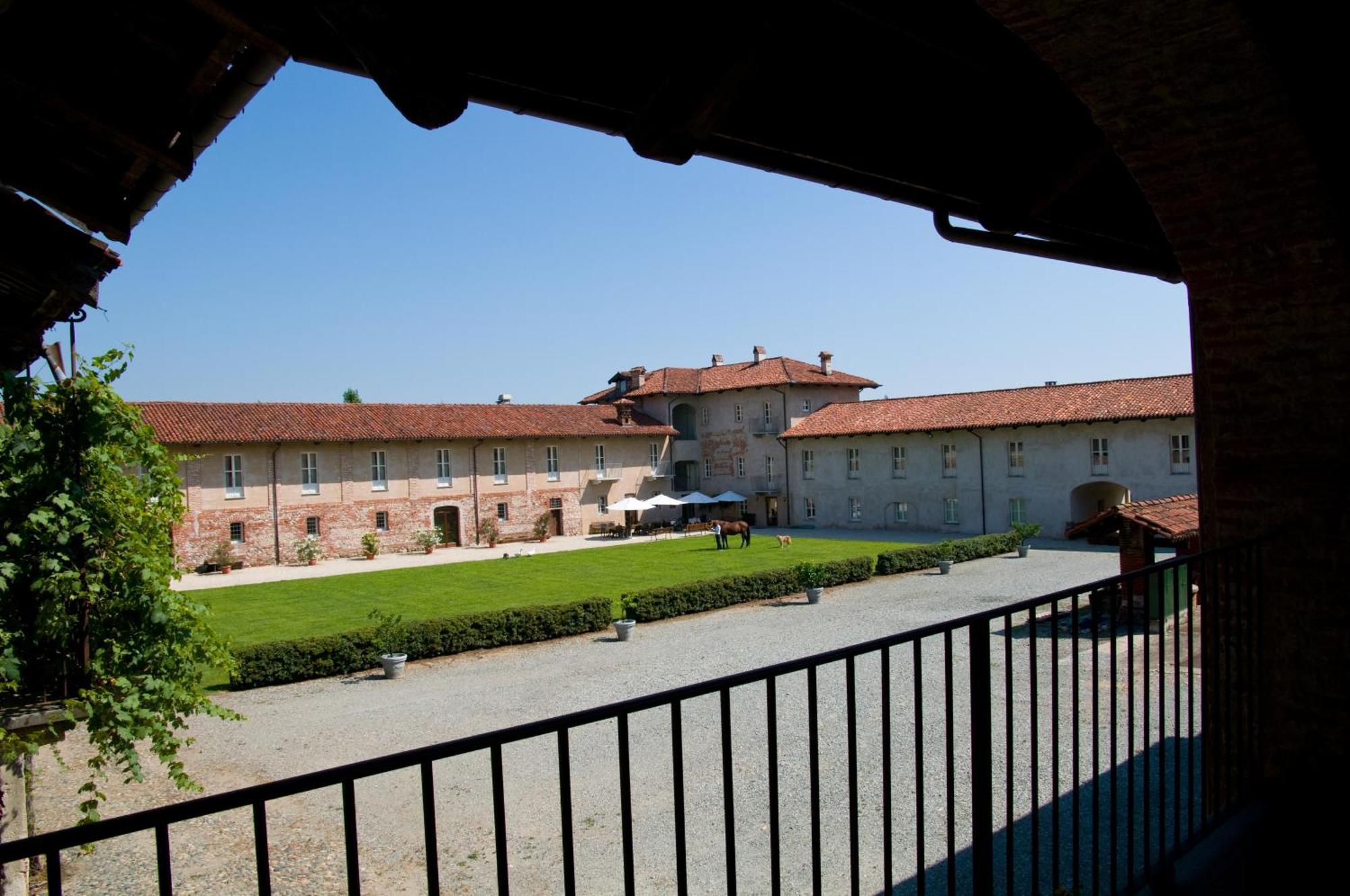 Hotel Antico Podere Propano Салуццо Экстерьер фото