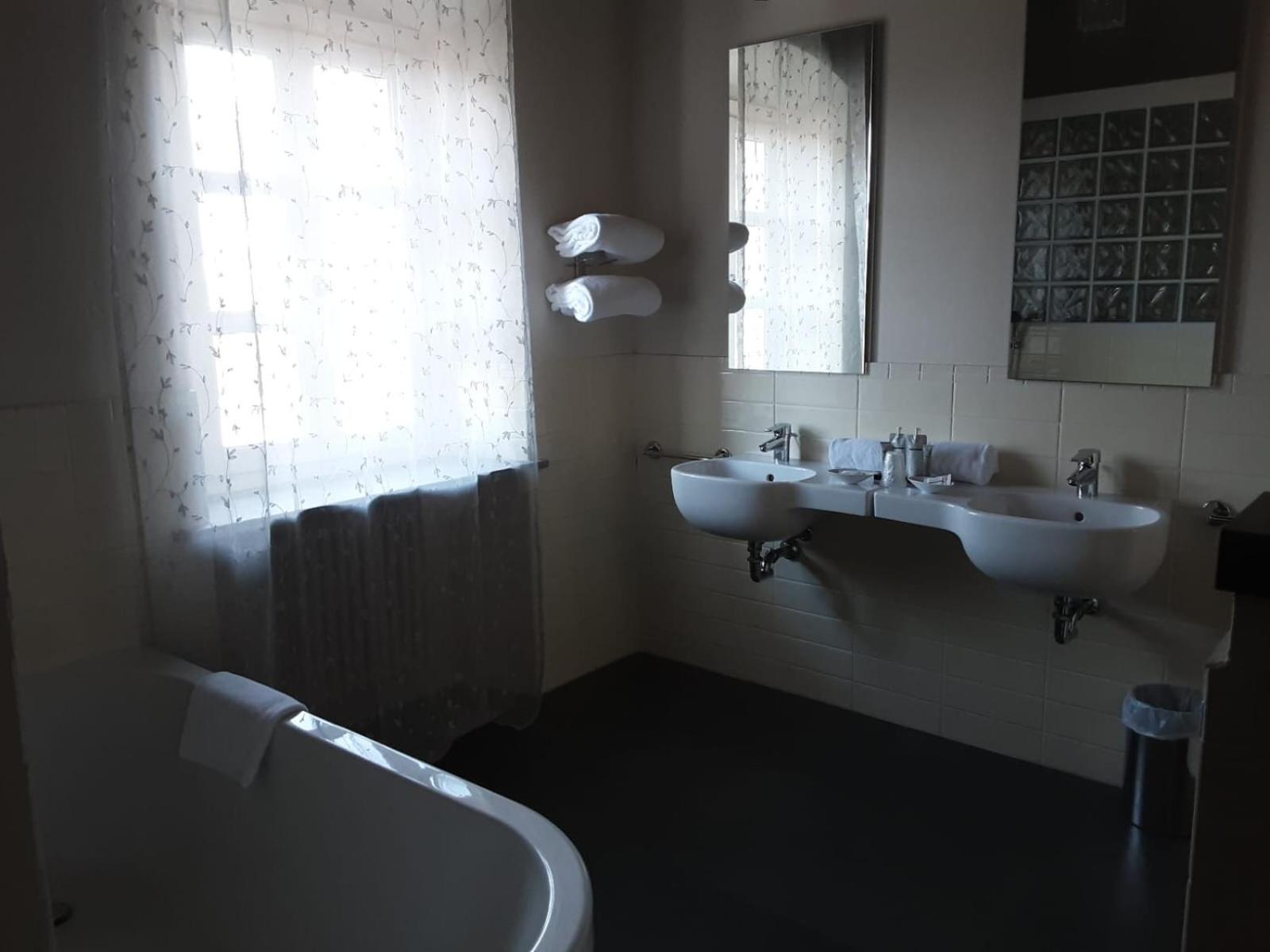 Hotel Antico Podere Propano Салуццо Экстерьер фото
