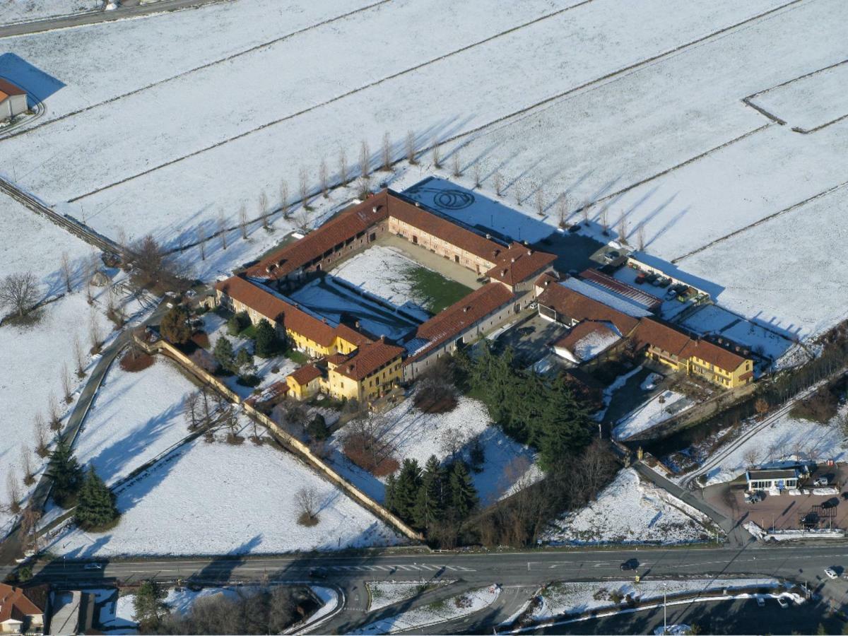 Hotel Antico Podere Propano Салуццо Экстерьер фото