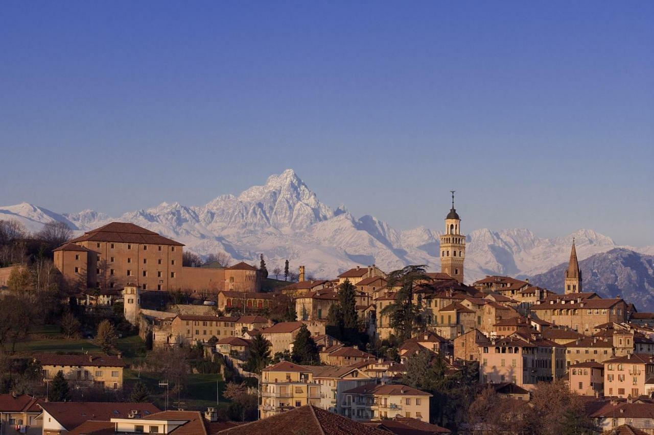 Hotel Antico Podere Propano Салуццо Экстерьер фото
